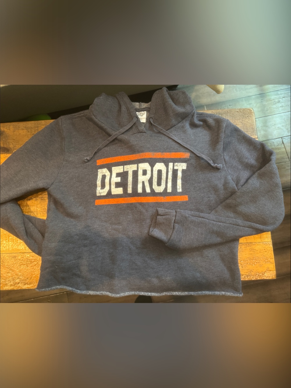 Blue 84 womens M Navy Hoodie sweatshirt Detroit tigers cropped